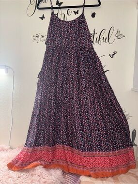 Pinky Black Floral Maxi dress with Pink-Orange Border. Size L